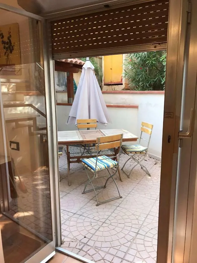 Dom wakacyjny Villetta Della Nonna Mondello Palermo